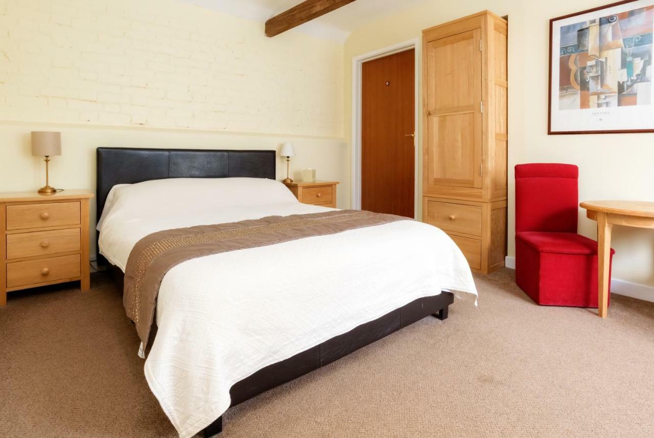 Kingfisher Barn Bed & Breakfast Abingdon-on-Thames Exterior foto